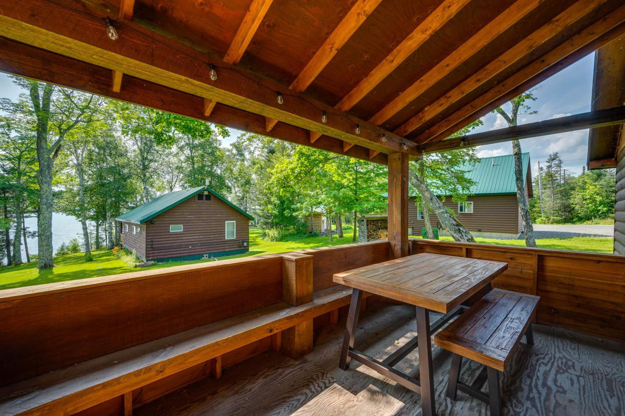 Rustic Cabin Retreat On Rangeley Lake! Exterior photo